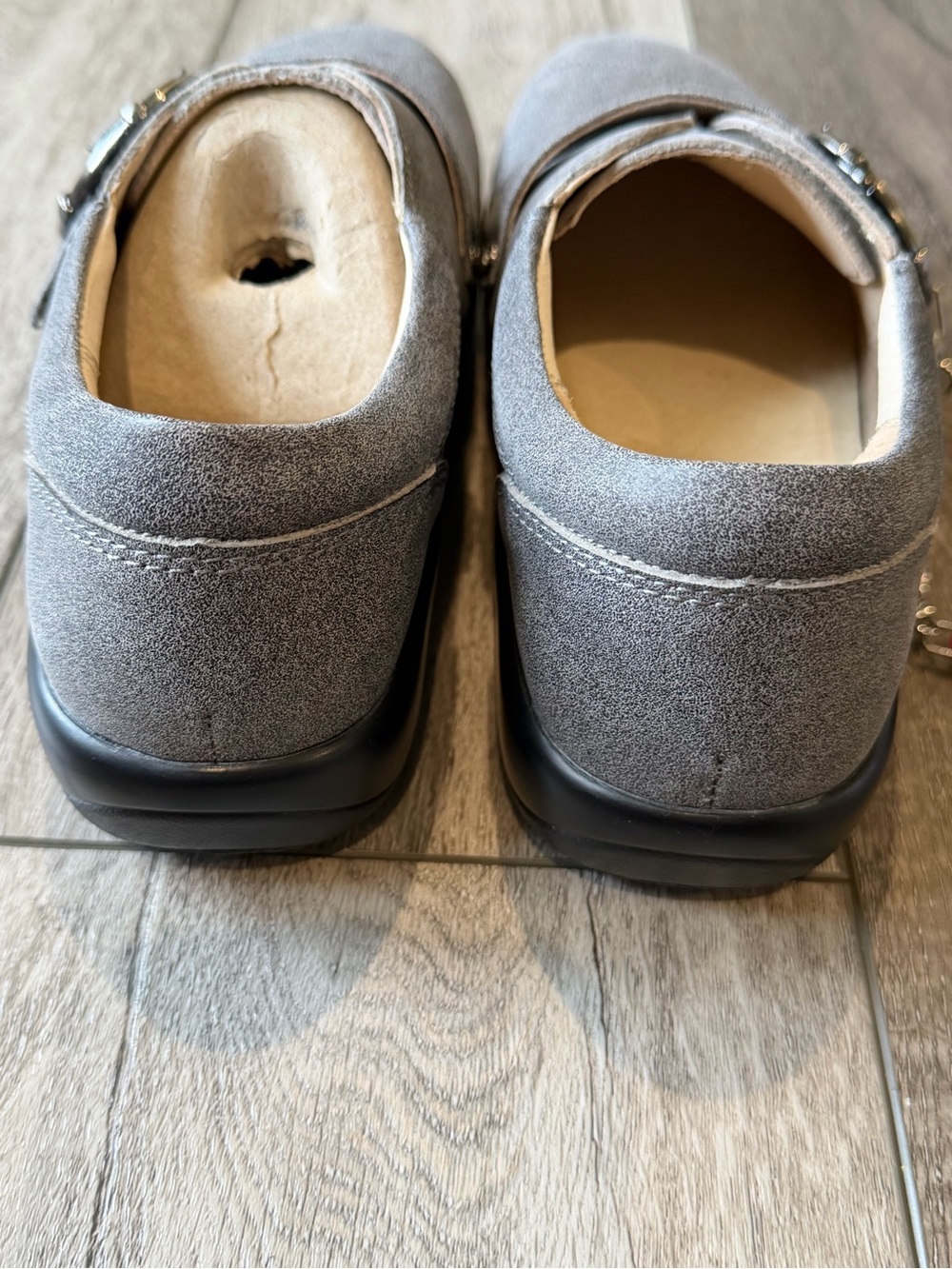 Allegria Khloe KHL-643 Gray Suede Slip-On Clog w/ Distressed Buckle US 8 EUR 38 - Picture 10 of 10